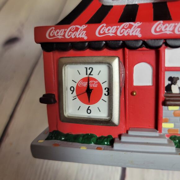 2003 Coca Cola Mini Clock Diner with people drinking coke inside NEW in box - Picture 7 of 12